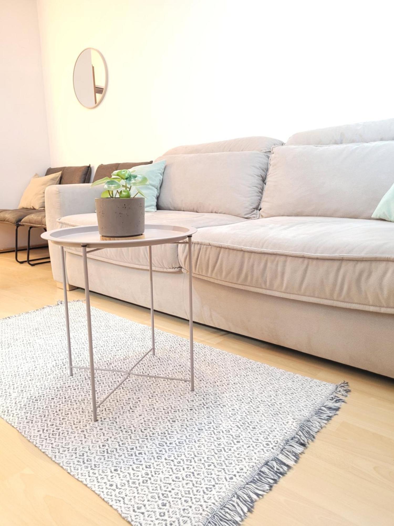 Zentrale 2 Zimmer-wohnung Mit Balkon